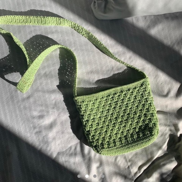 Cutest green crochet crossbody satchel bag. - Picture 2 of 5